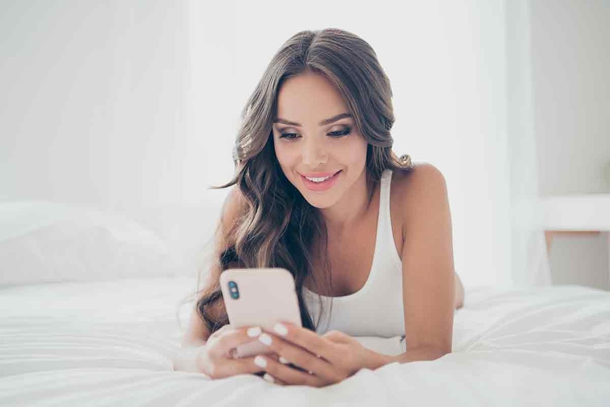 Imagen de cabecera de Mejores chats de sexo gratis 2026: sexting y webcams sin pagar
